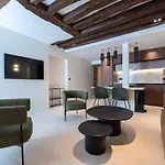 Luxury And Charm In Heart Of Place Des Vosges