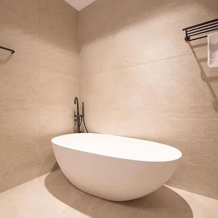 Luxury And Charm In Heart Of Place Des Vosges Apartment *